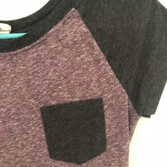 tee - Picture 2 of 2